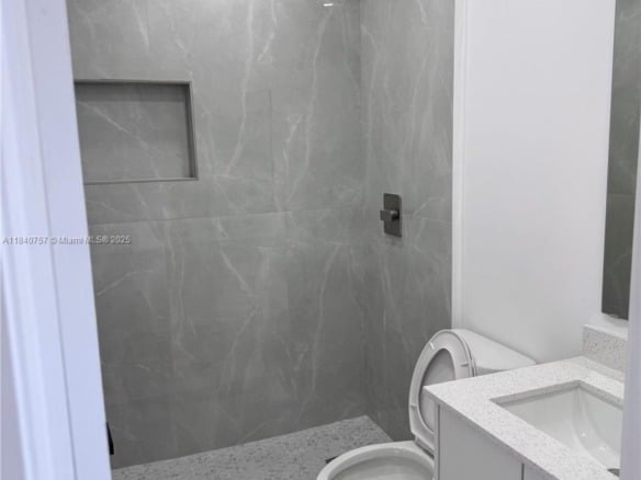 950 79th Ter, Miami Beach FL 33141 — #A11840757