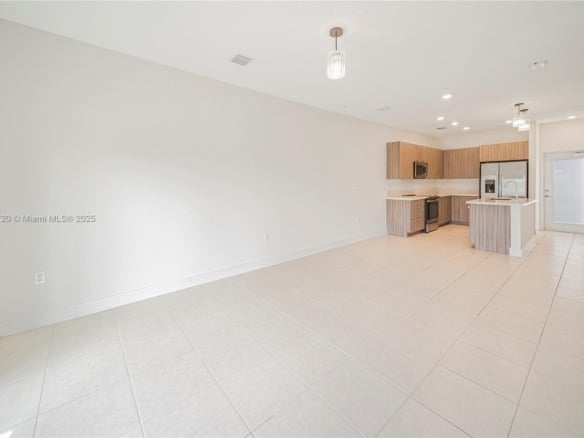 8265 NW 41st St # 202, Doral FL 33166 — #A11841720
