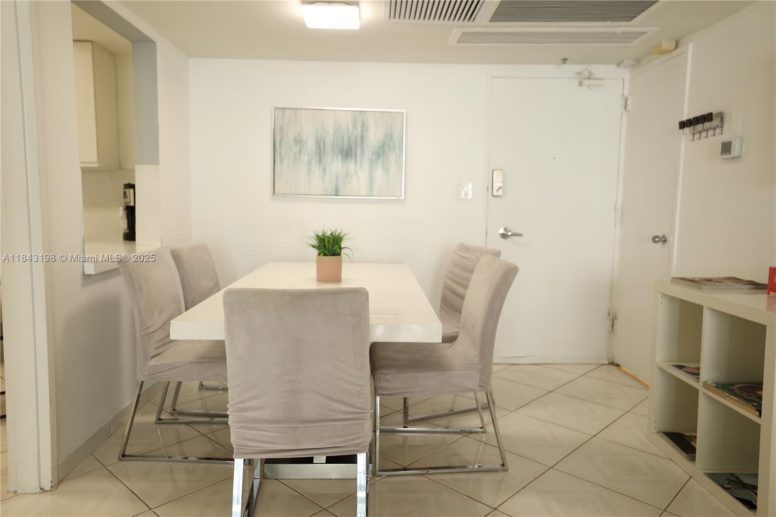 84b12bae-5929 5151 Collins Ave # 927, Miami Beach FL 33140 — #A11843198