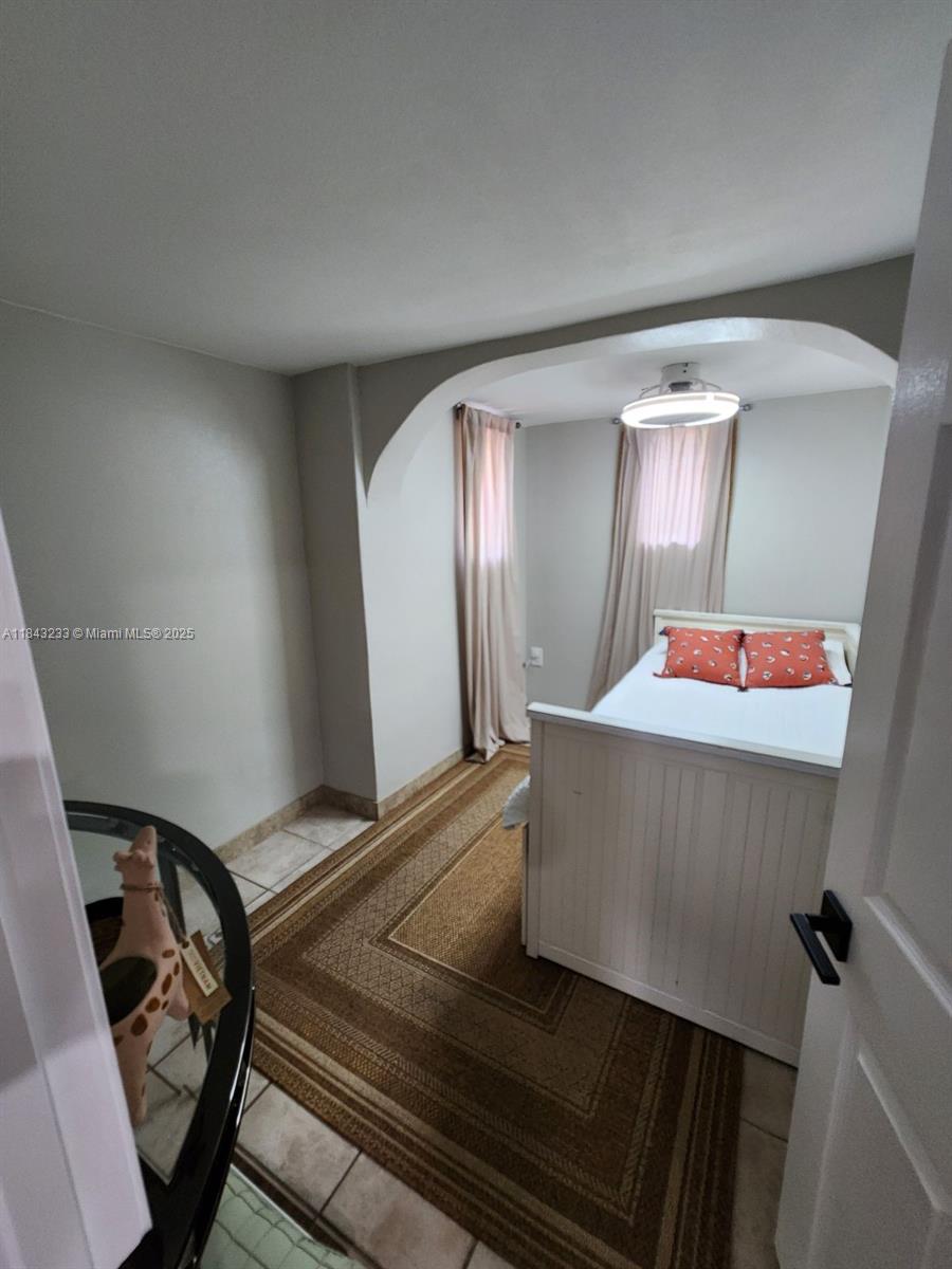 84b12bae-5932 1872 SW 29th Ave # A, Fort Lauderdale FL 33312 — #A11843233