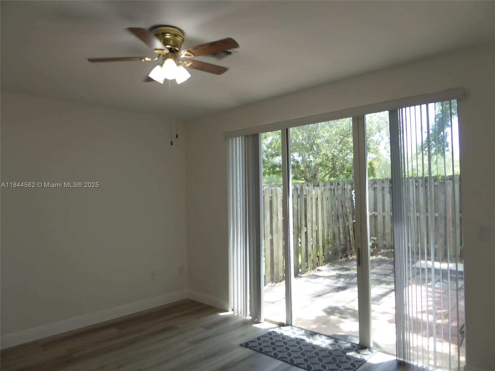 84b12bae-5973 1037 NE 42nd Pl, Homestead FL 33033 — #A11844582