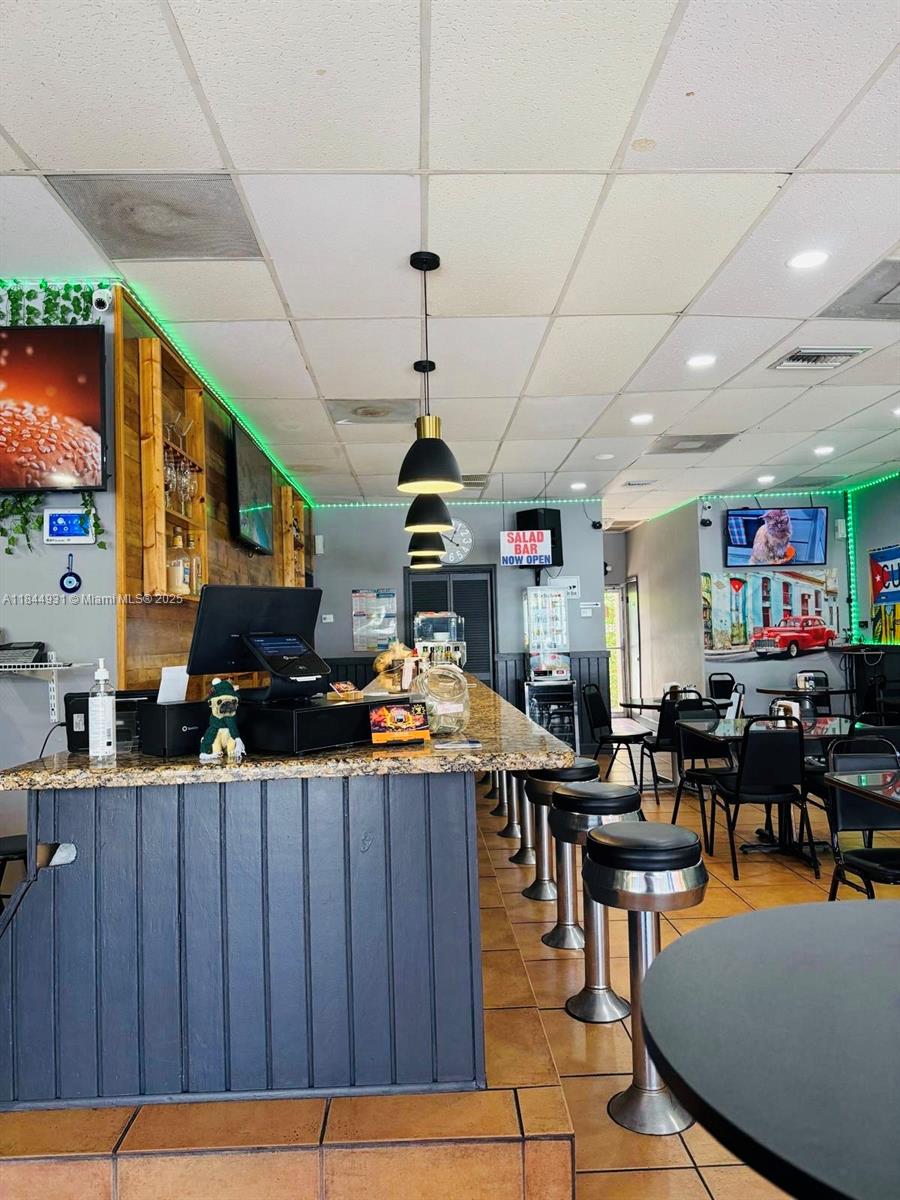 84b12bae-5988 2114 W 68 St, Hialeah FL 33016 — #A11844931