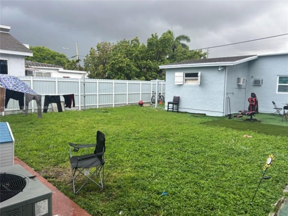2708 NW 22nd Ct, Miami FL 33142 — #A11845112