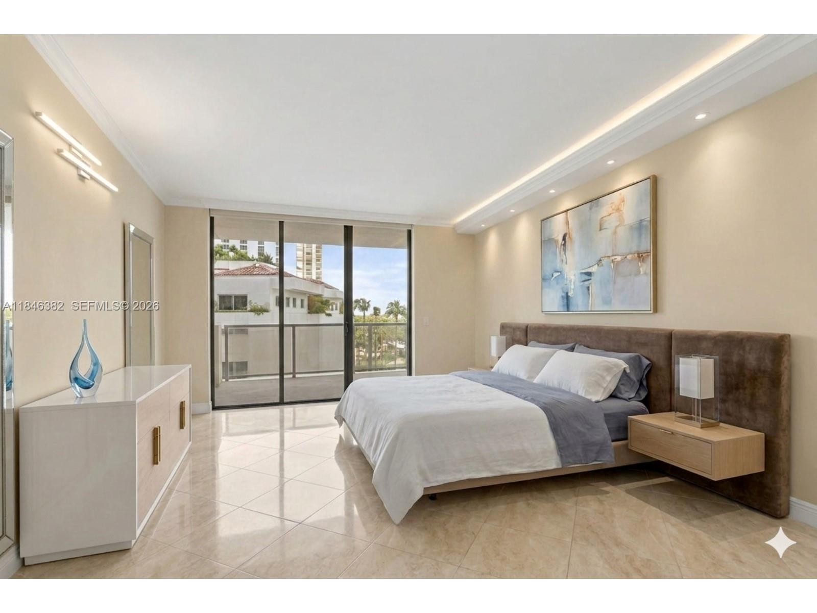 20281 E Country Club Dr # 207, Aventura FL 33180 — #A11846382