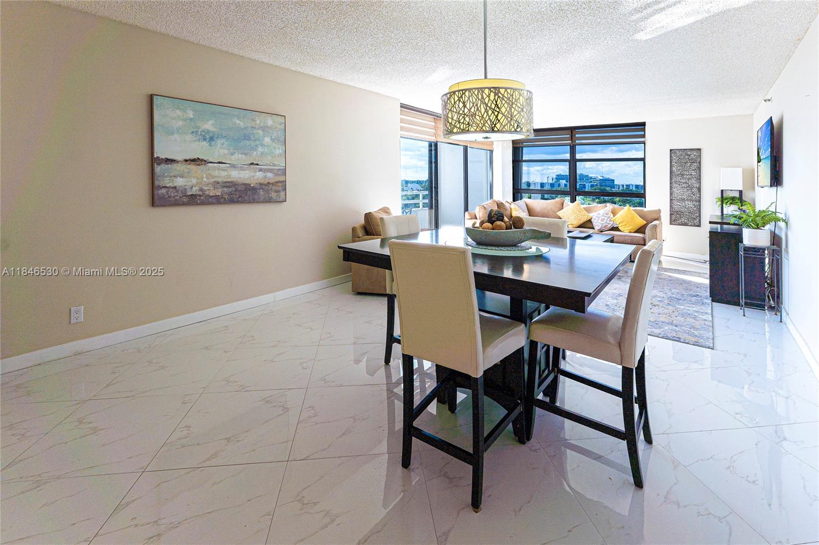 84b12bae-6042 20225 NE 34th Ct # 818, Aventura FL 33180 — #A11846530