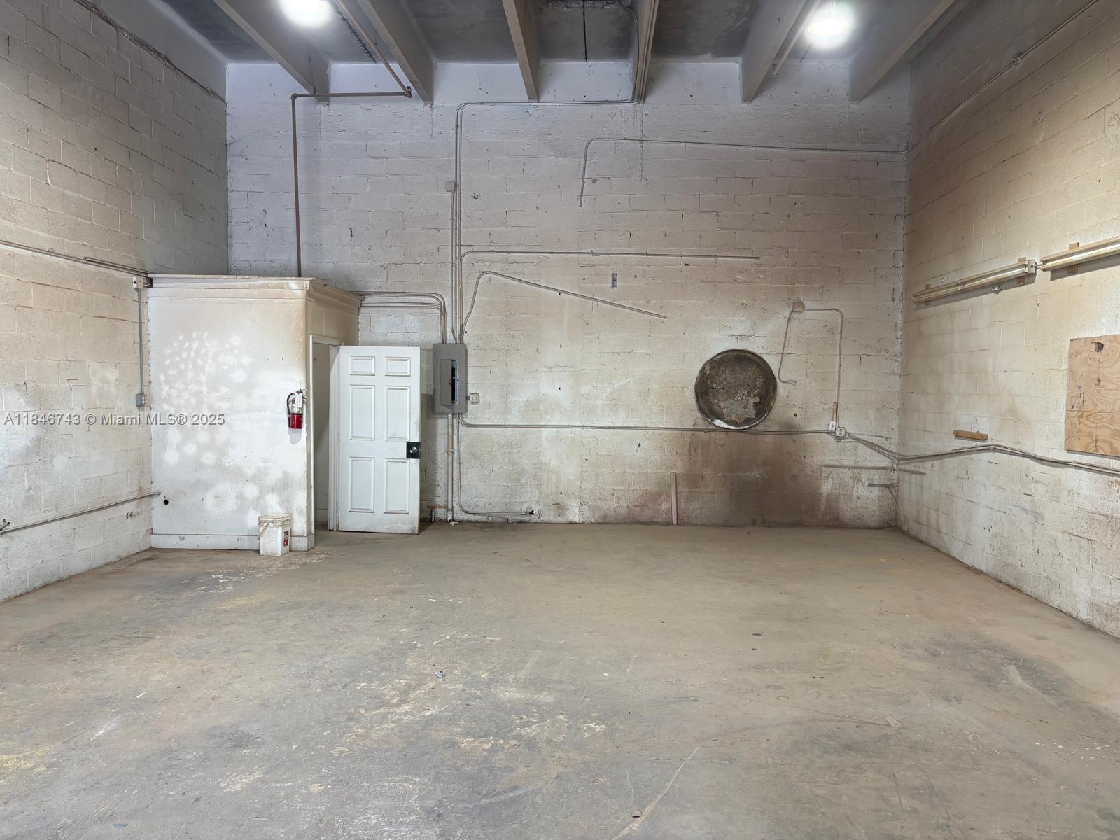 84b12bae-6053 Listing #A11846743
