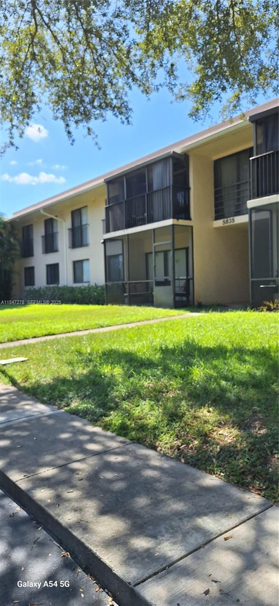 84b12bae-6073 5835 Washington St # 49, Hollywood FL 33023 — #A11847278