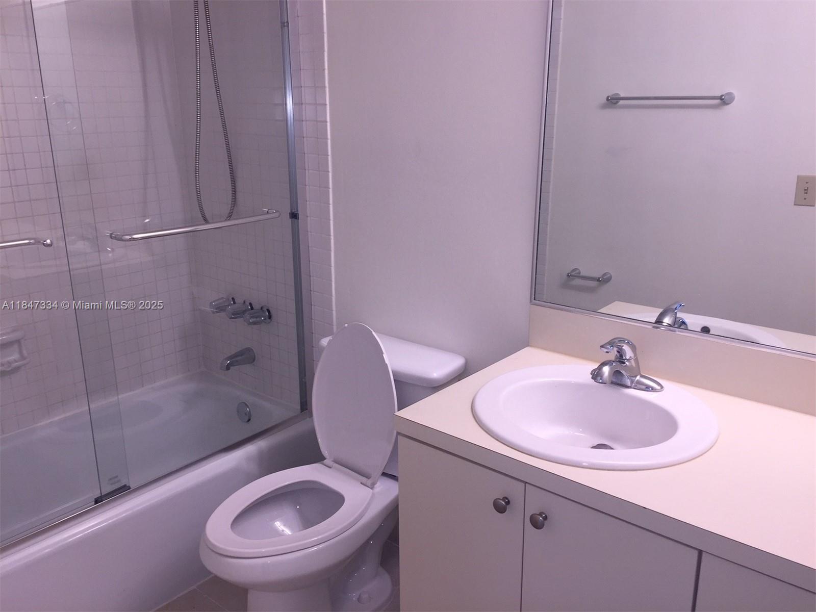 84b12bae-6075 10740 N KENDALL DR # 14, Miami FL 33176 — #A11847334