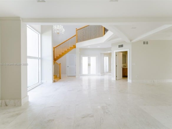 1981 S Oak Haven Cir, Miami FL 33179 — #A11847835