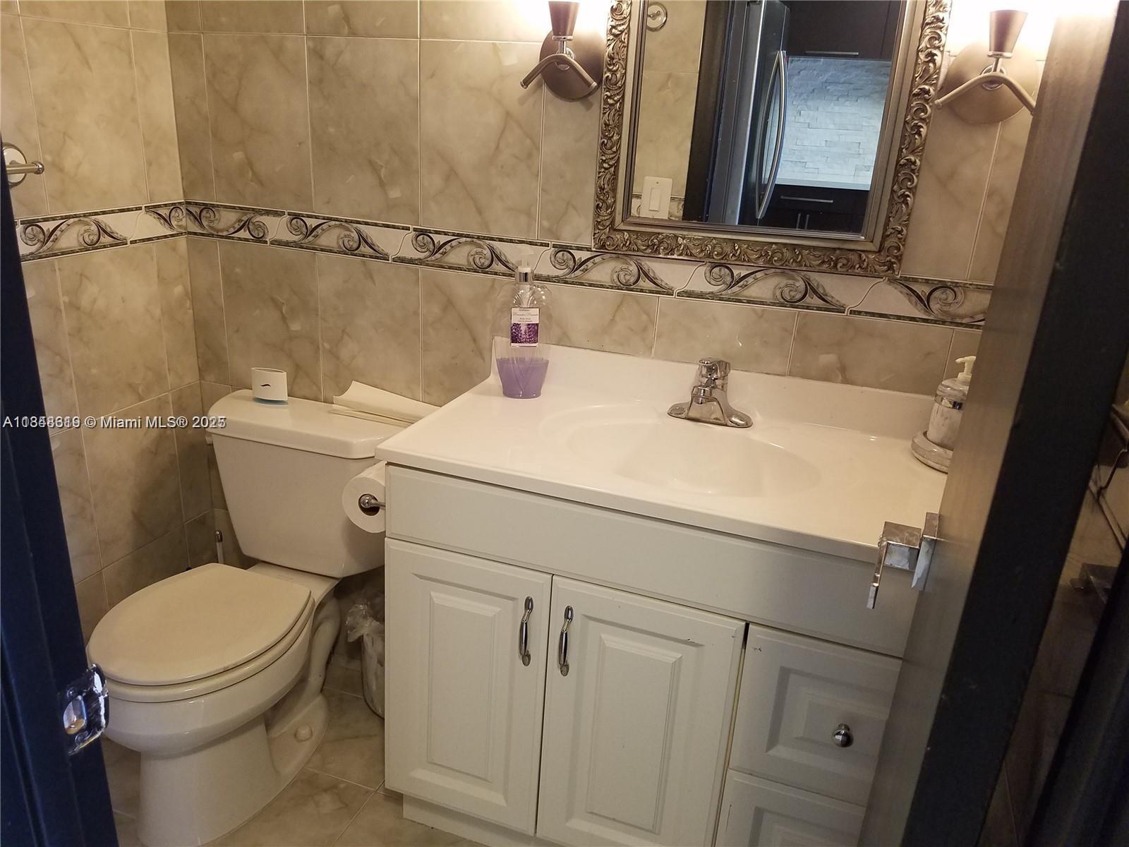 84b12bae-6107 2025 NE 164th St # 914, North Miami Beach FL 33162 — #A11848319