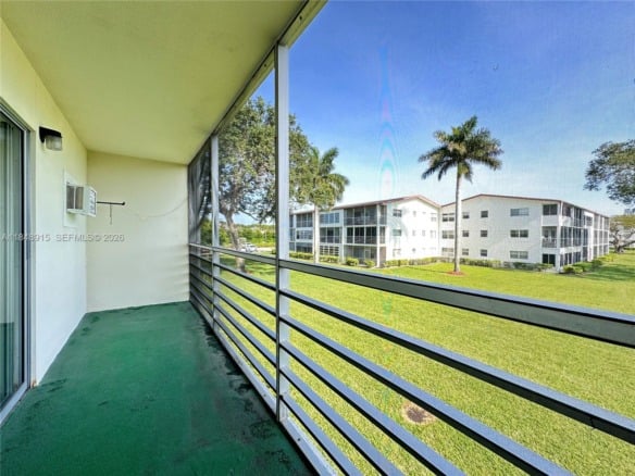 569 Fanshaw N # 569, Boca Raton FL 33434 — #A11848915