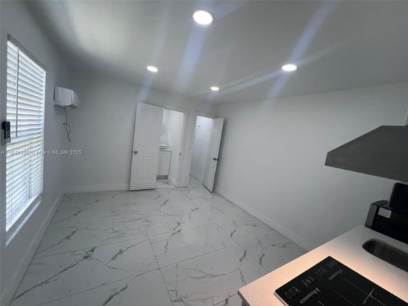 9674 NW 10th Ave, Miami FL 33150 — #A11848955