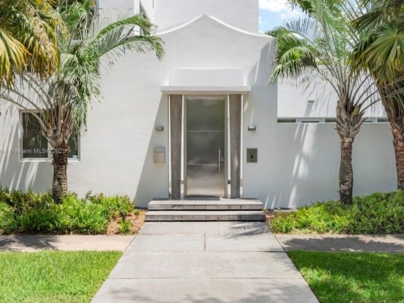 3175 Washington St, Miami FL 33133 — #A11848984