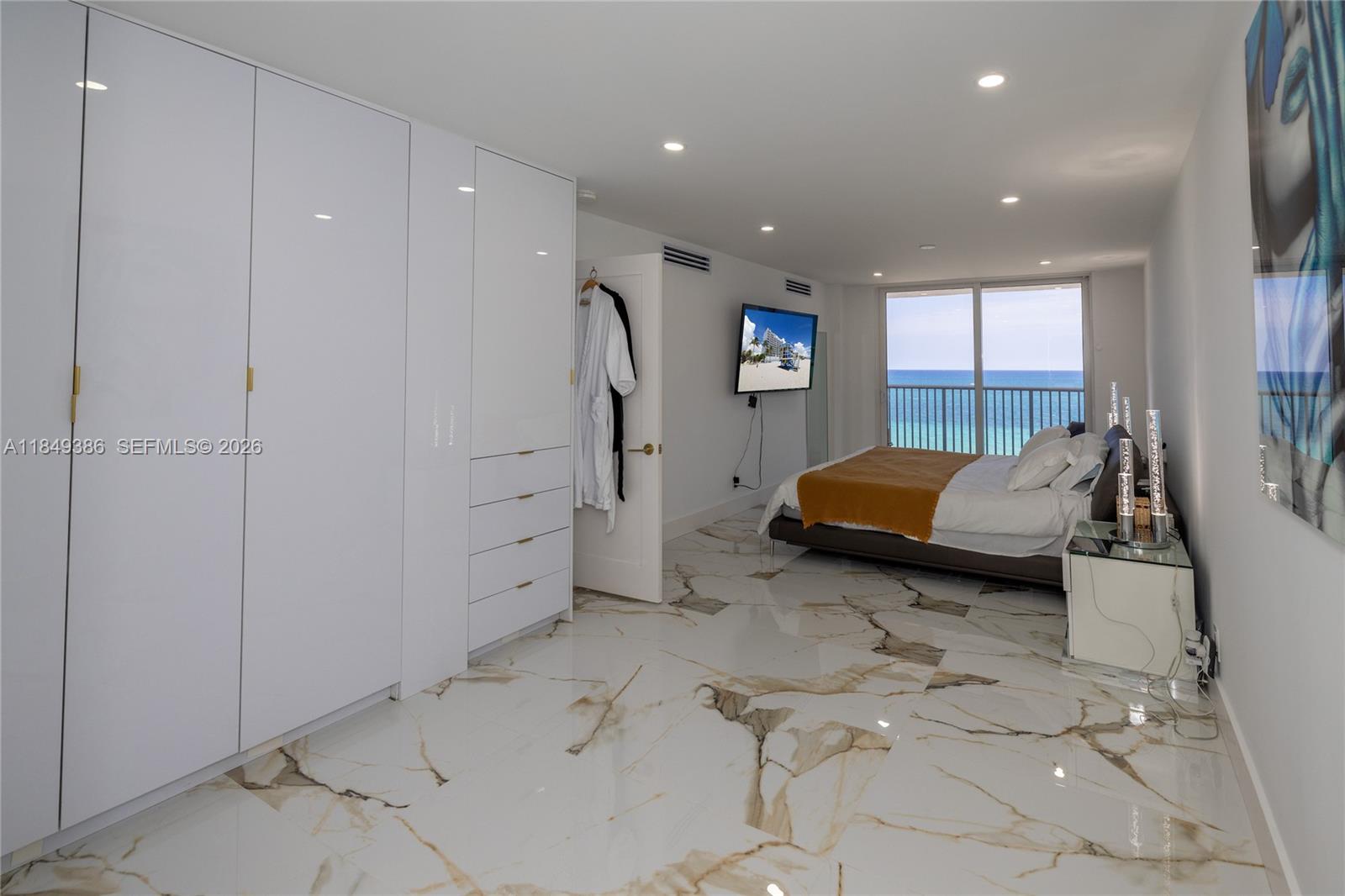 84b12bae-6149 400 N Surf Rd # 1002, Hollywood FL 33019 — #A11849386