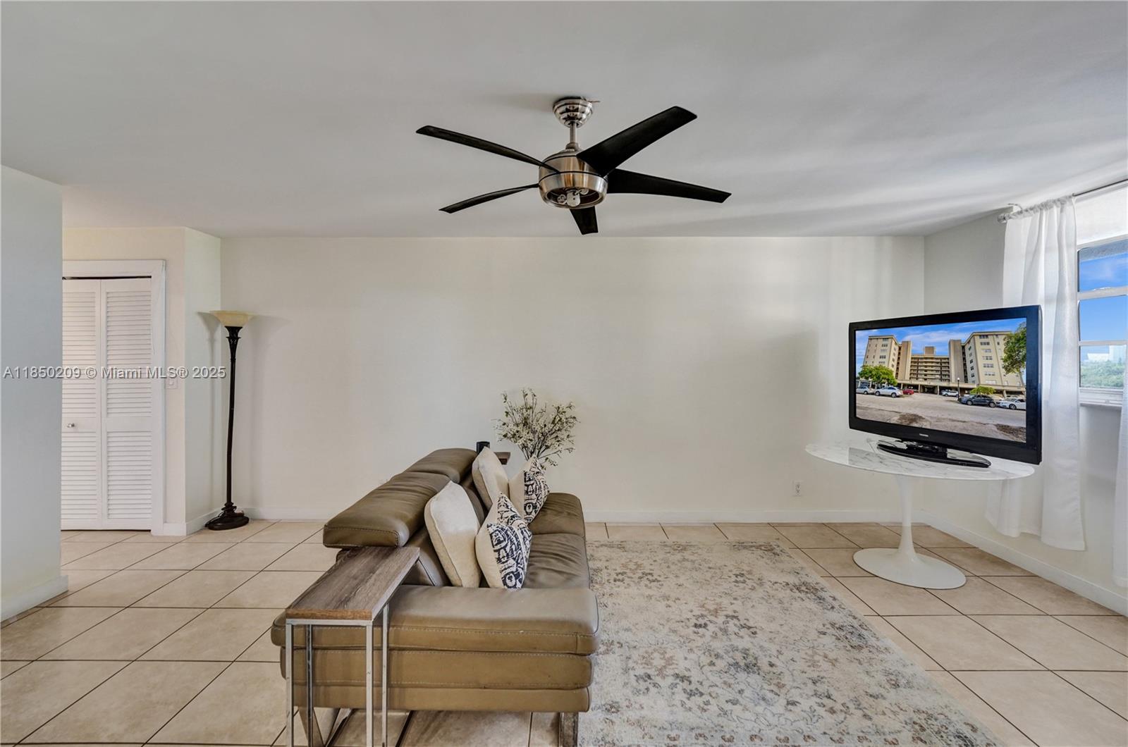 84b12bae-6179 1811 Jefferson St # 606, Hollywood FL 33020 — #A11850209