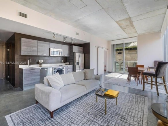 151 SE 1st St # 401, Miami FL 33131 — #A11850760