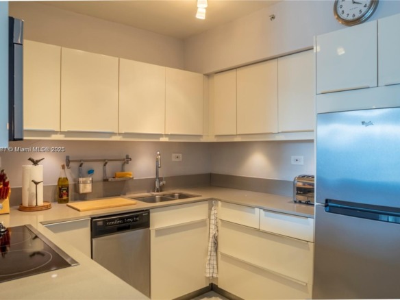 1500 Bay Rd # 1464S, Miami Beach FL 33139 — #A11850887