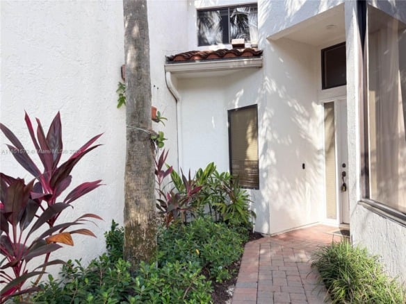 2530 Windsor Way Ct, Wellington FL 33414 — #A11851570