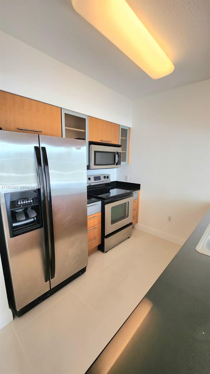 1750 N Bayshore Dr # 2010, Miami FL 33132 — #A11852027