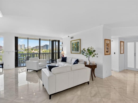 3000 Island Blvd # 505, Aventura FL 33160 — #A11852416