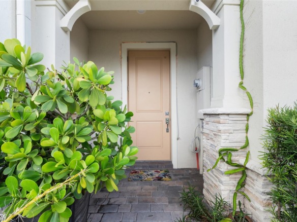 4248 Ficus St, Hollywood FL 33021 — #A11852882