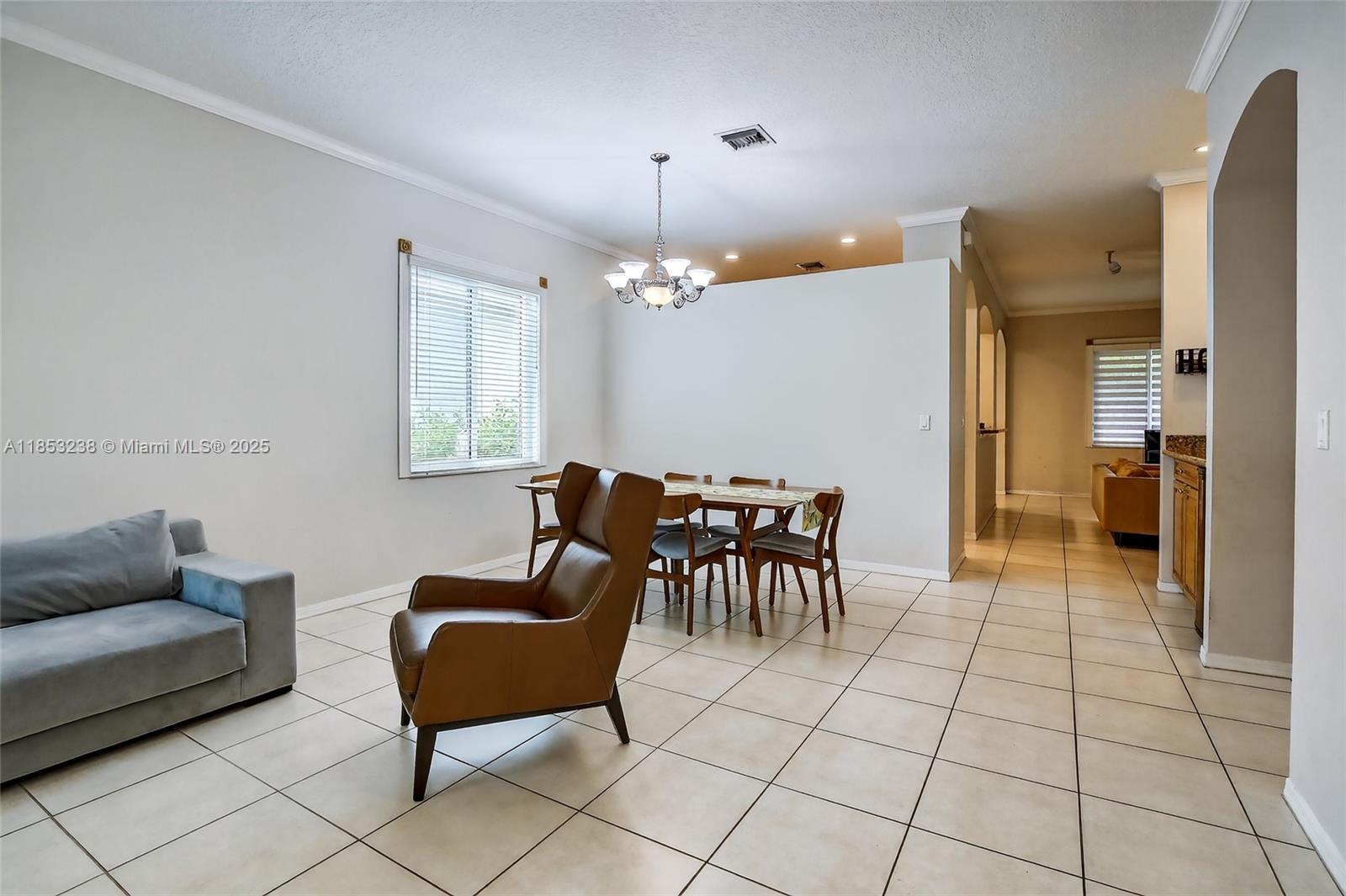 84b12bae-6283 19138 Stonebrook St, Weston FL 33332 — #A11853238