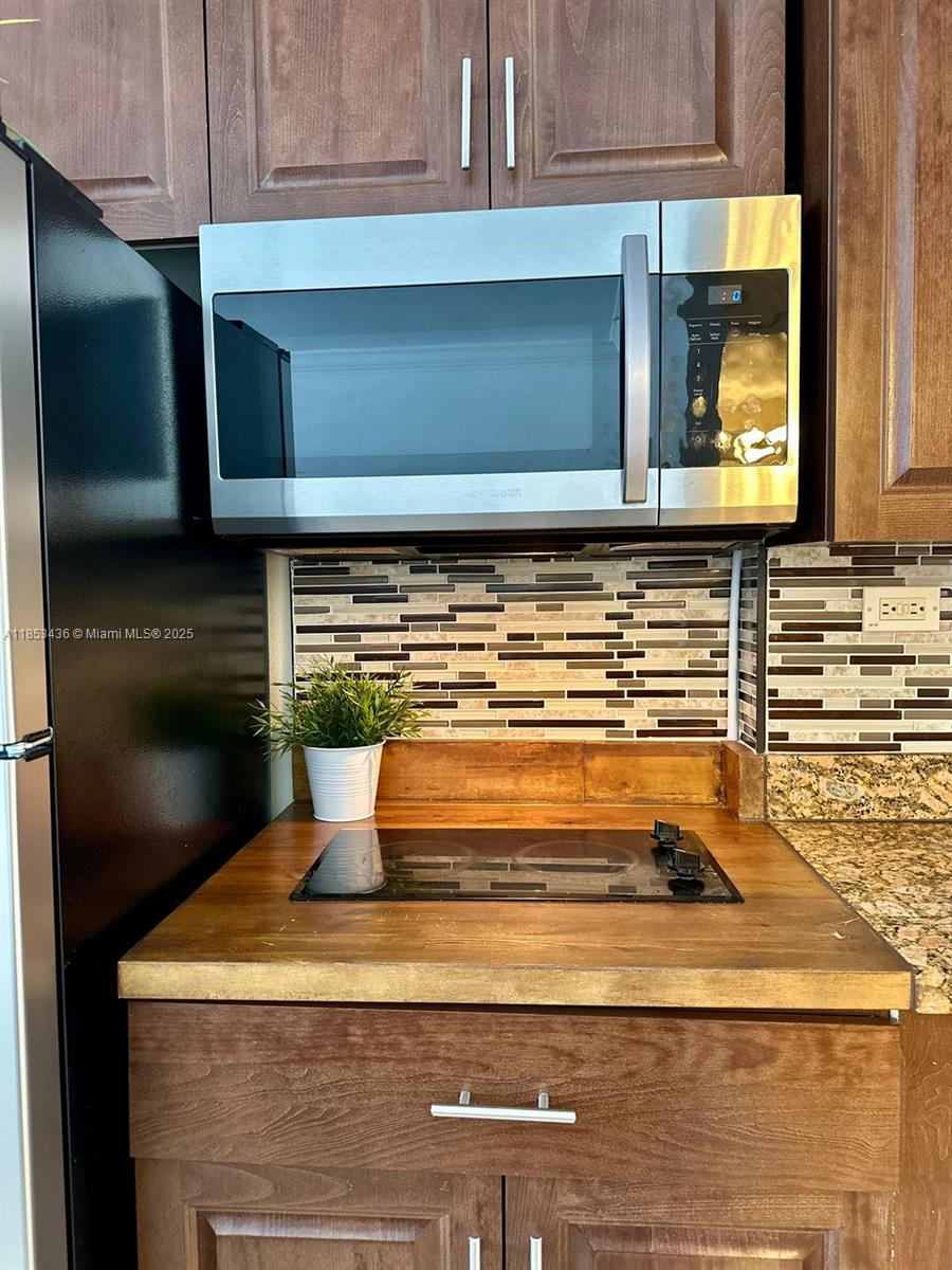 84b12bae-6287 19201 Collins Ave # 108, Sunny Isles Beach FL 33160 — #A11853436