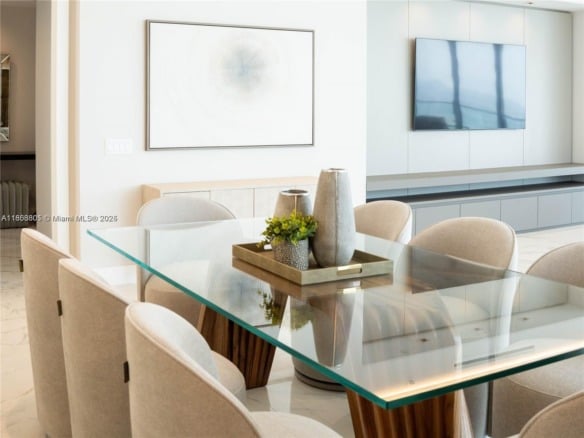 18501 Collins Ave # 1104, Sunny Isles Beach FL 33160 — #A11853605