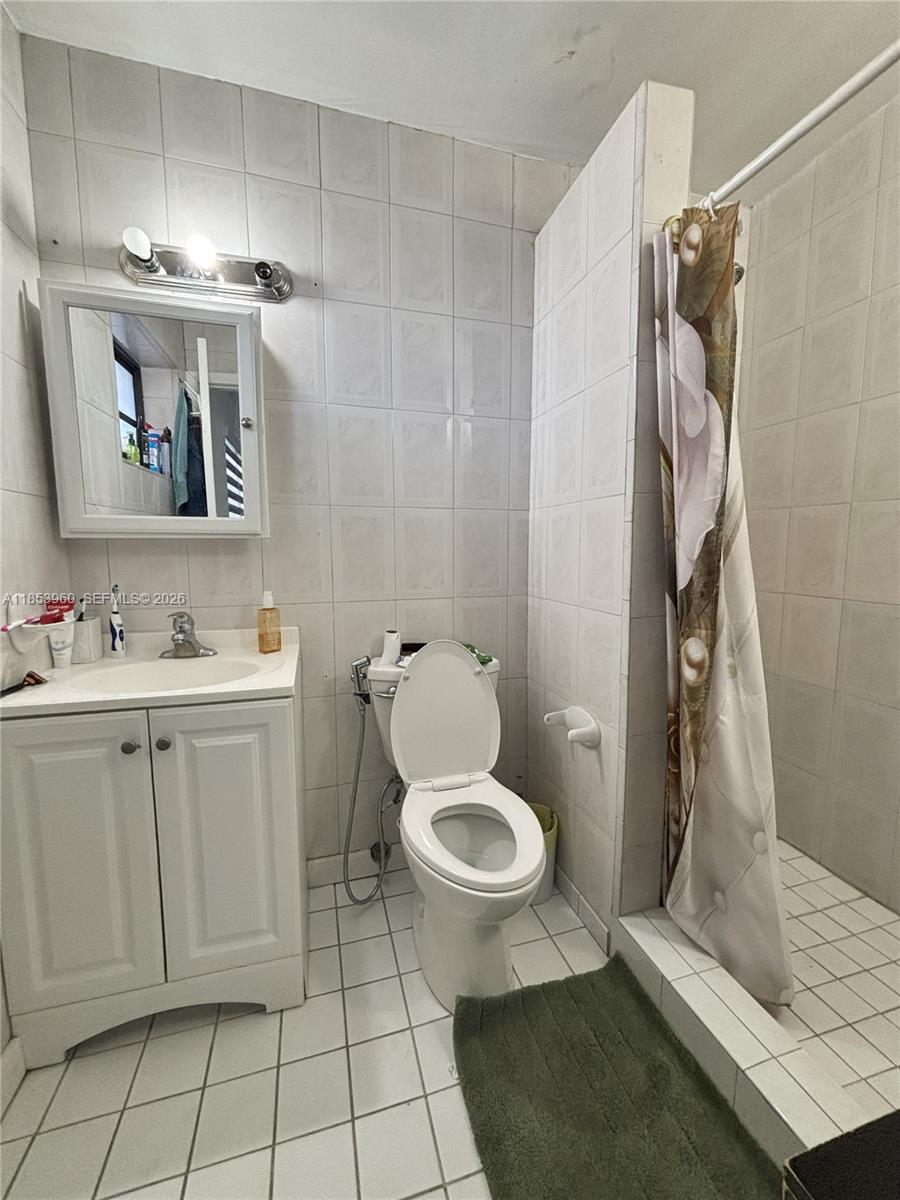 18601 SW 98th Ave, Cutler Bay FL 33157 — #A11853960