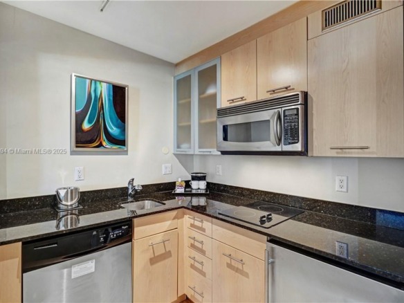 2670 E Sunrise Blvd # 521, Fort Lauderdale FL 33304 — #A11855494
