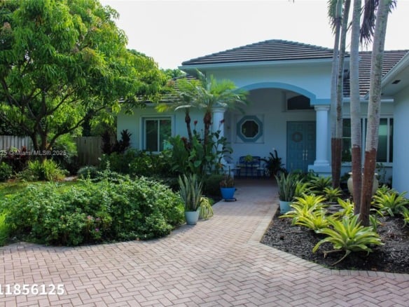 15255 SW 80th Ave, Palmetto Bay FL 33157 — #A11856125
