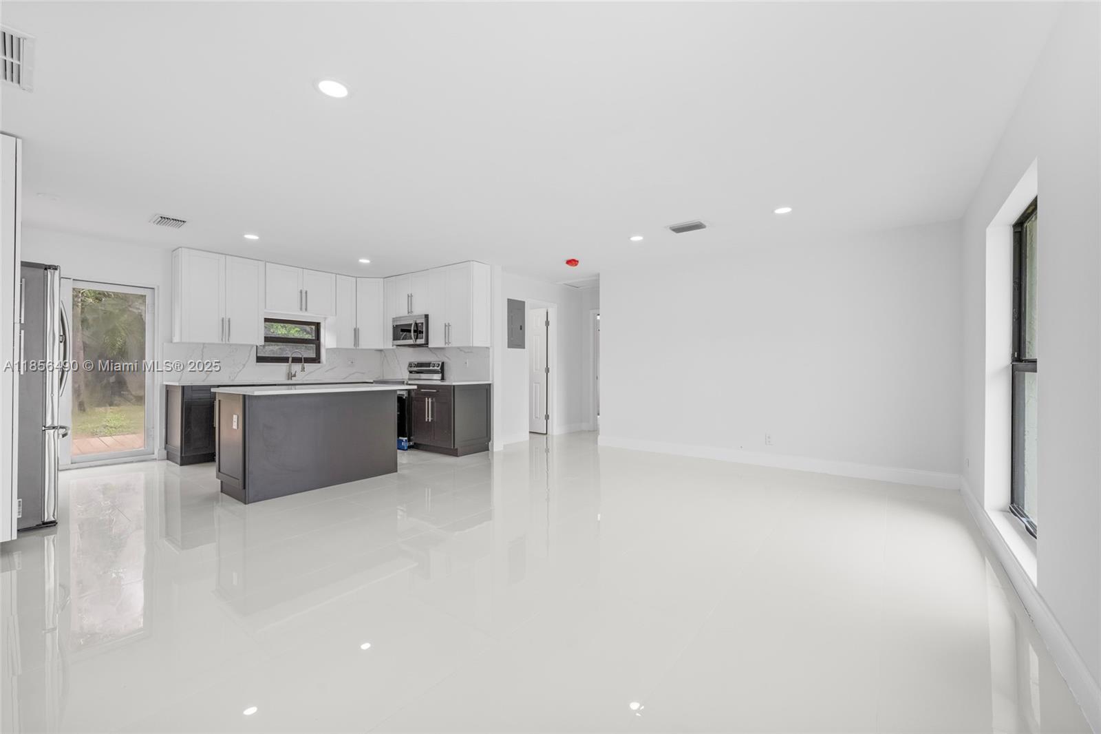 84b12bae-6413 949 SE 5th St, Deerfield Beach FL 33441 — #A11856490