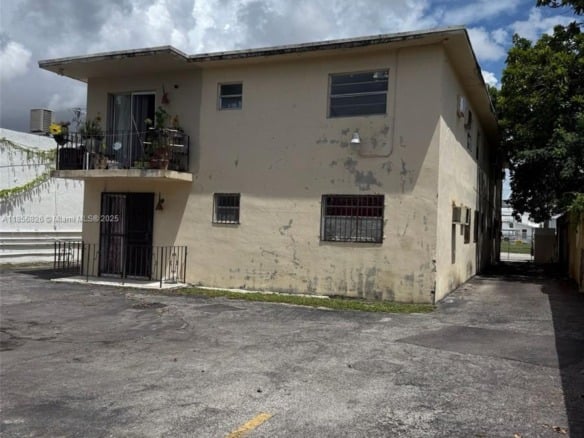 1520 SW 1st St, Miami FL 33135 — #A11856826