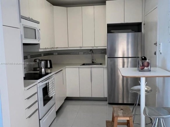 5601 Collins Ave # 1115, Miami Beach FL 33140 — #A11857466