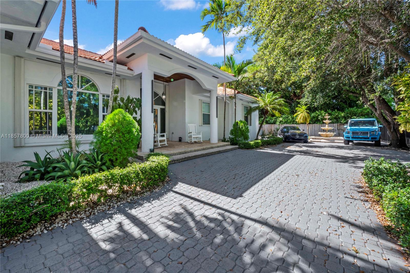 84b12bae-6469 5750 SW 67th Ave, Miami FL 33143 — #A11857800