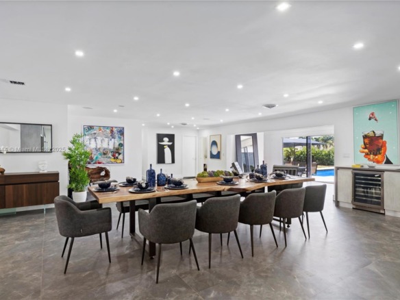 4322 Polk St, Hollywood FL 33021 — #A11856644