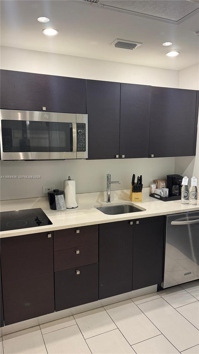 5300 NW 87th Ave # 914, Doral FL 33178 — #A11858436