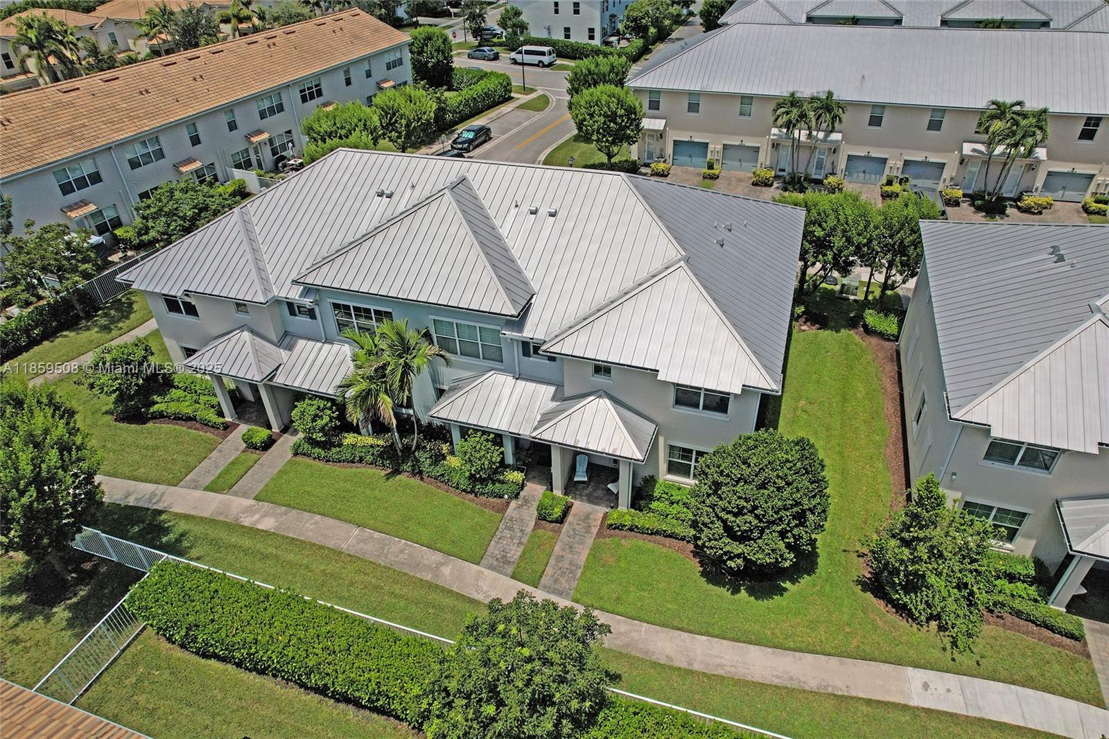 default 4046 Long Leaf Ln, Hollywood FL 33021 — #A11859508