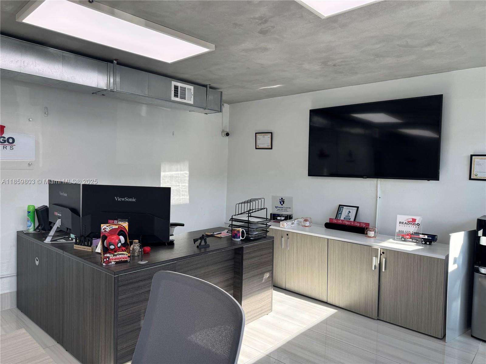 84b12bae-6551 2200 SW 59th Ave, West Park FL 33023 — #A11859803