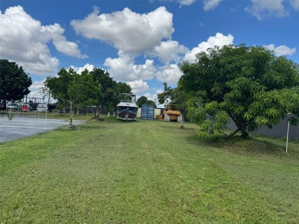 30-68-21-000-3050 0, Homestead FL 33031 — #A11862201