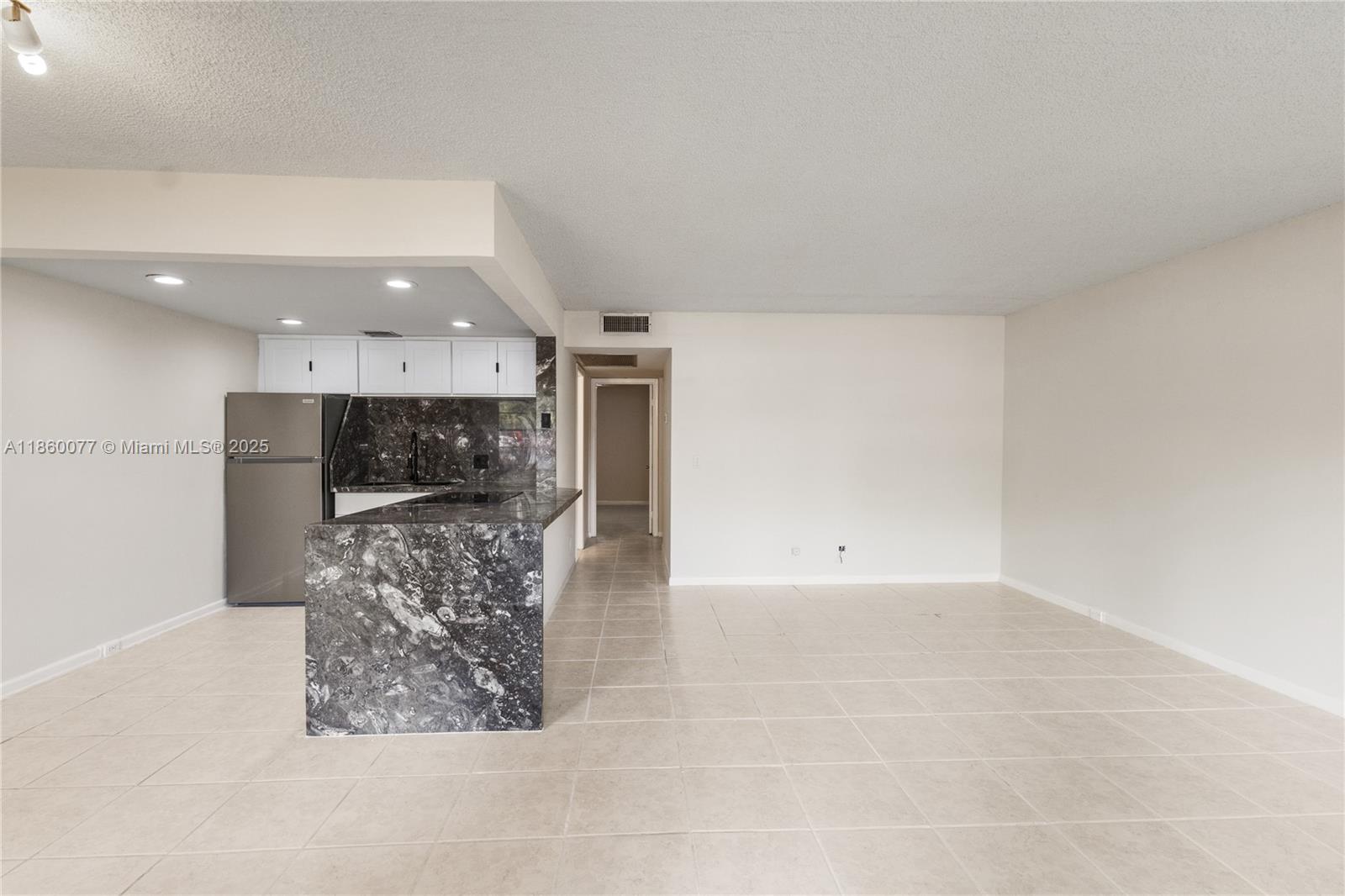 251 SW 132 way # 114H, Pembroke Pines FL 33027 — #A11860077