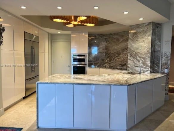 10 Edgewater Dr # 4H, Coral Gables FL 33133 — #A11860116
