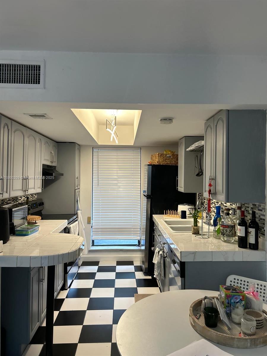 84b12bae-6575 3036 SW 27th Ave # 5, Miami FL 33133 — #A11860209
