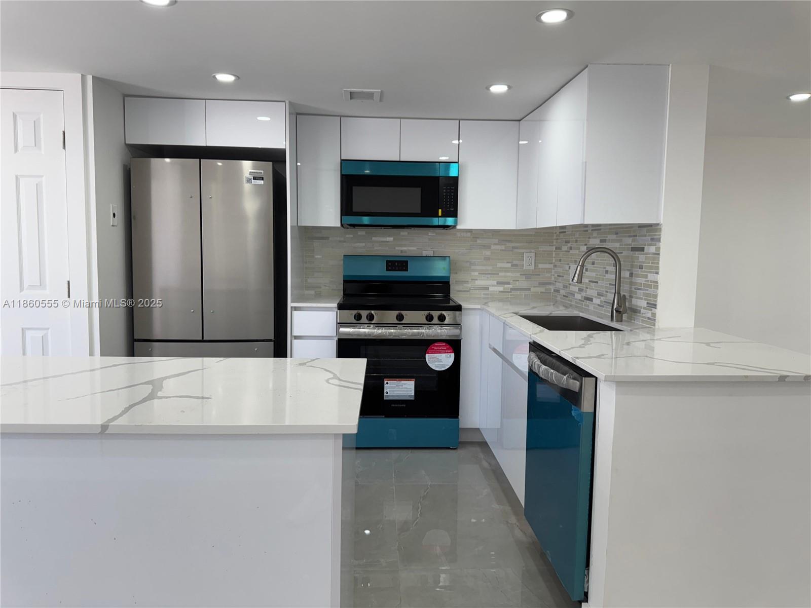 2318 NE 7th St # 34, Hallandale Beach FL 33009 — #A11860555