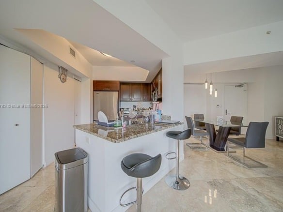 19900 E Country Club Dr # 308, Aventura FL 33180 — #A11860782
