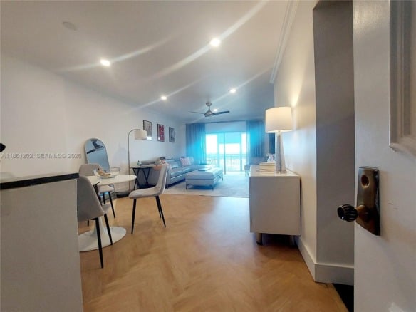 4400 Hillcrest Dr # 1005A, Hollywood FL 33021 — #A11861202