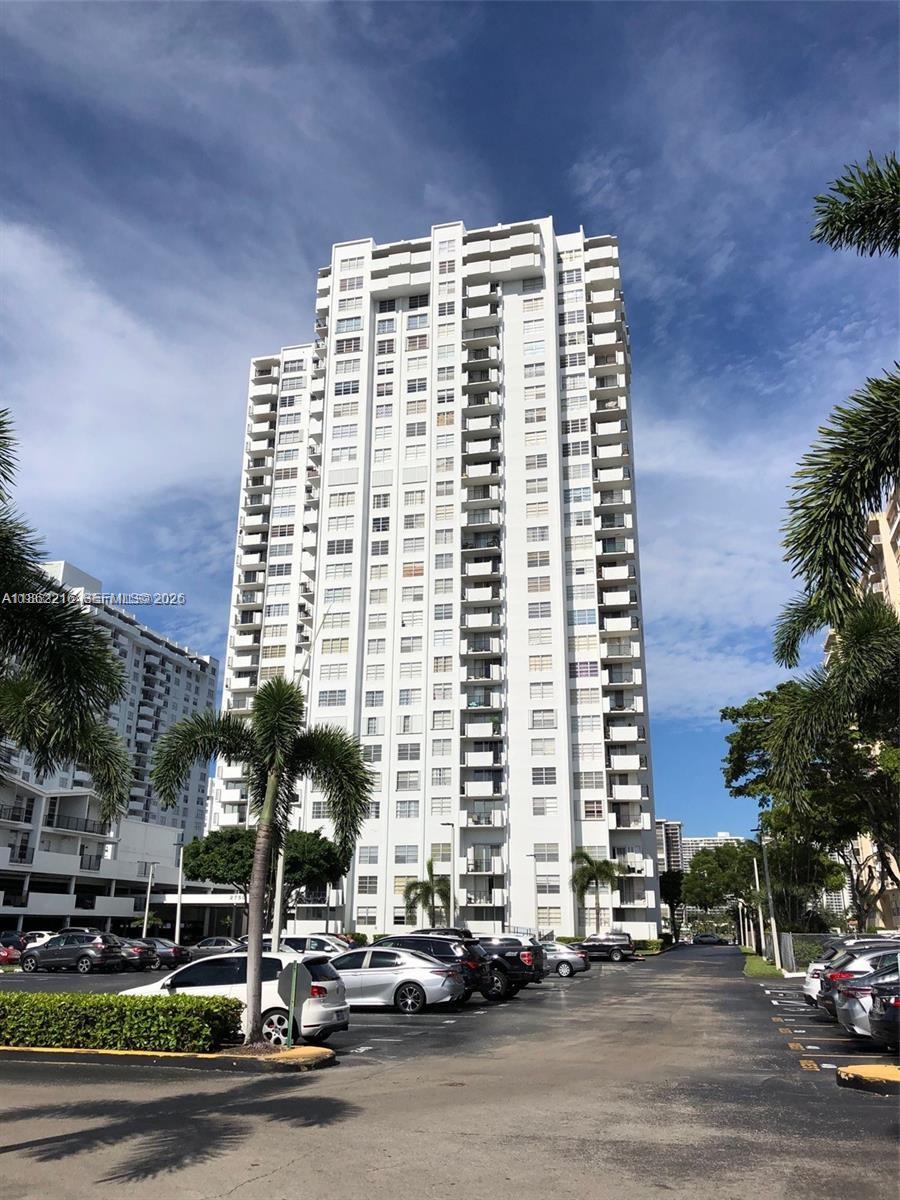 84b12bae-6645 2750 NE 183rd St # 2707, Aventura FL 33160 — #A11862216