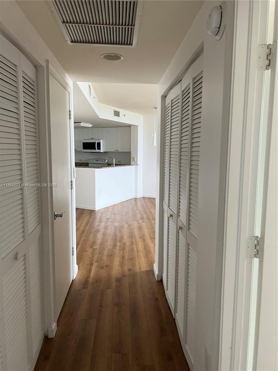 19501 W Country Club Dr # 1411, Aventura FL 33180 — #A11862271