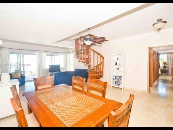 Listing #A11862528