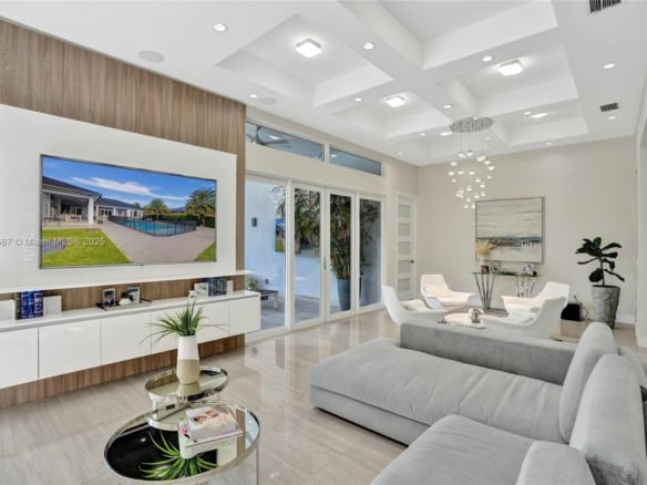 411 NW 125th Ave, Miami FL 33182 — #A11862587